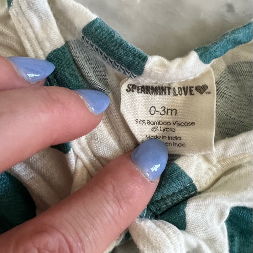 SpearmintLove - TWO PACK of boho rainbows snap bamboo footies - 0-3months - Picture 6 of 8
